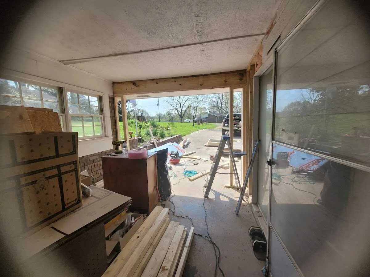 Air movers and dehumidifier for Drying & Dehumidification in Crawfordville